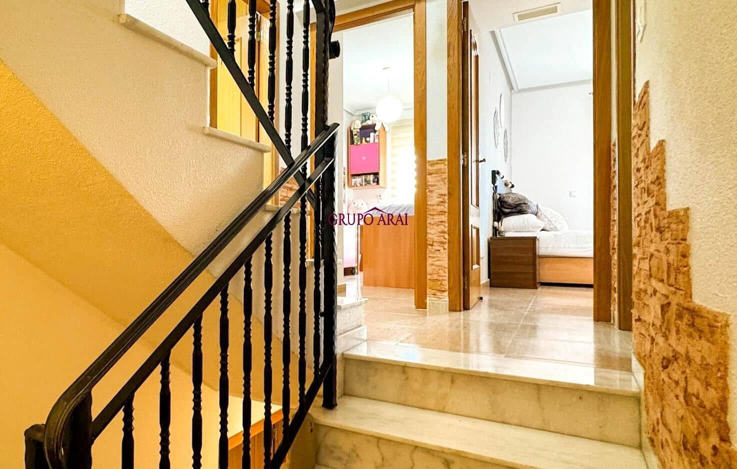 4 bedroom Villa for sale in Monforte del Cid with pool garage - € 376,500 (Ref: 9896204)