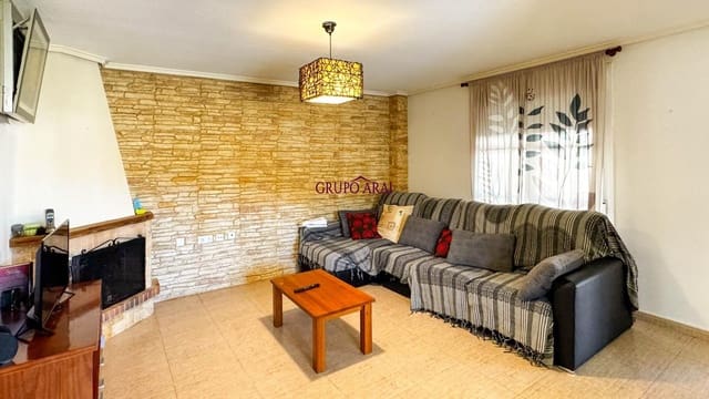 4 Zimmer Villa zu verkaufen in Monforte del Cid mit Pool Garage - 376.500 € (Ref: 9896204)