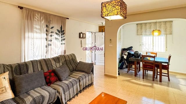 4 Zimmer Villa zu verkaufen in Monforte del Cid mit Pool Garage - 376.500 € (Ref: 9896204)