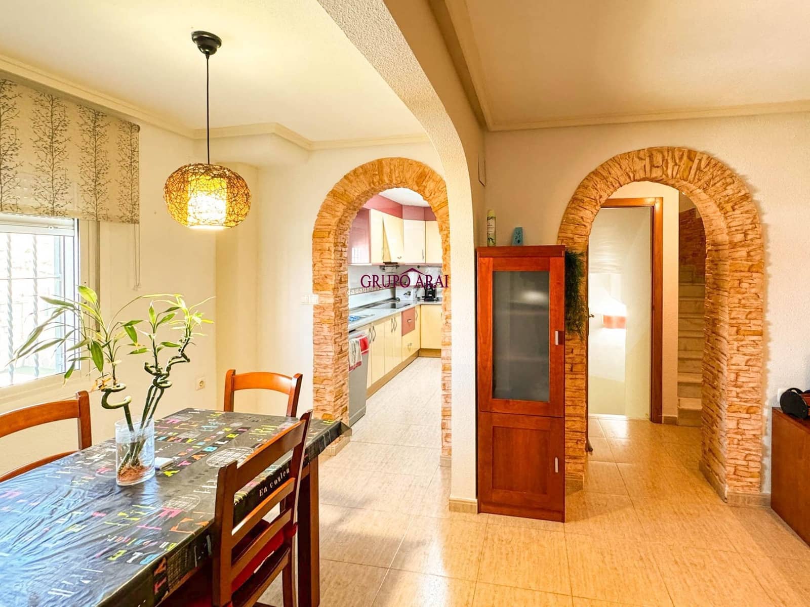 4 bedroom Villa for sale in Monforte del Cid with pool garage - € 376,500 (Ref: 9896204)