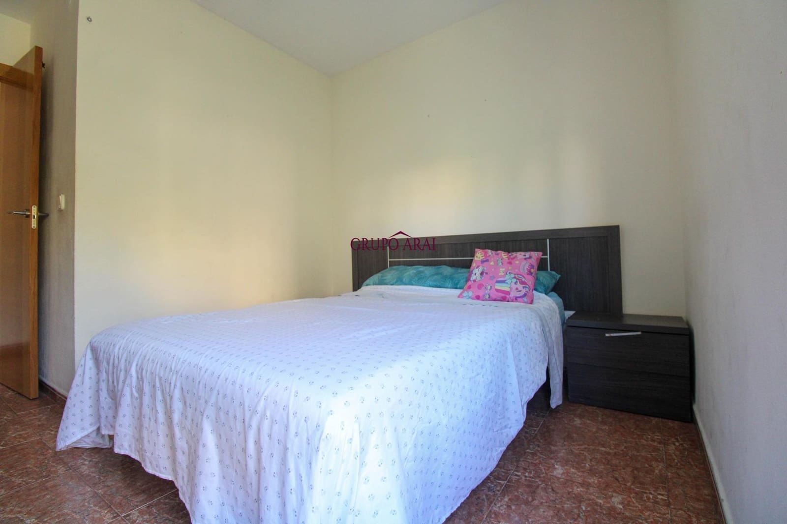 3 sovrum Lägenhet till salu i Alicante stad - 114 000 € (Ref: 9896207)