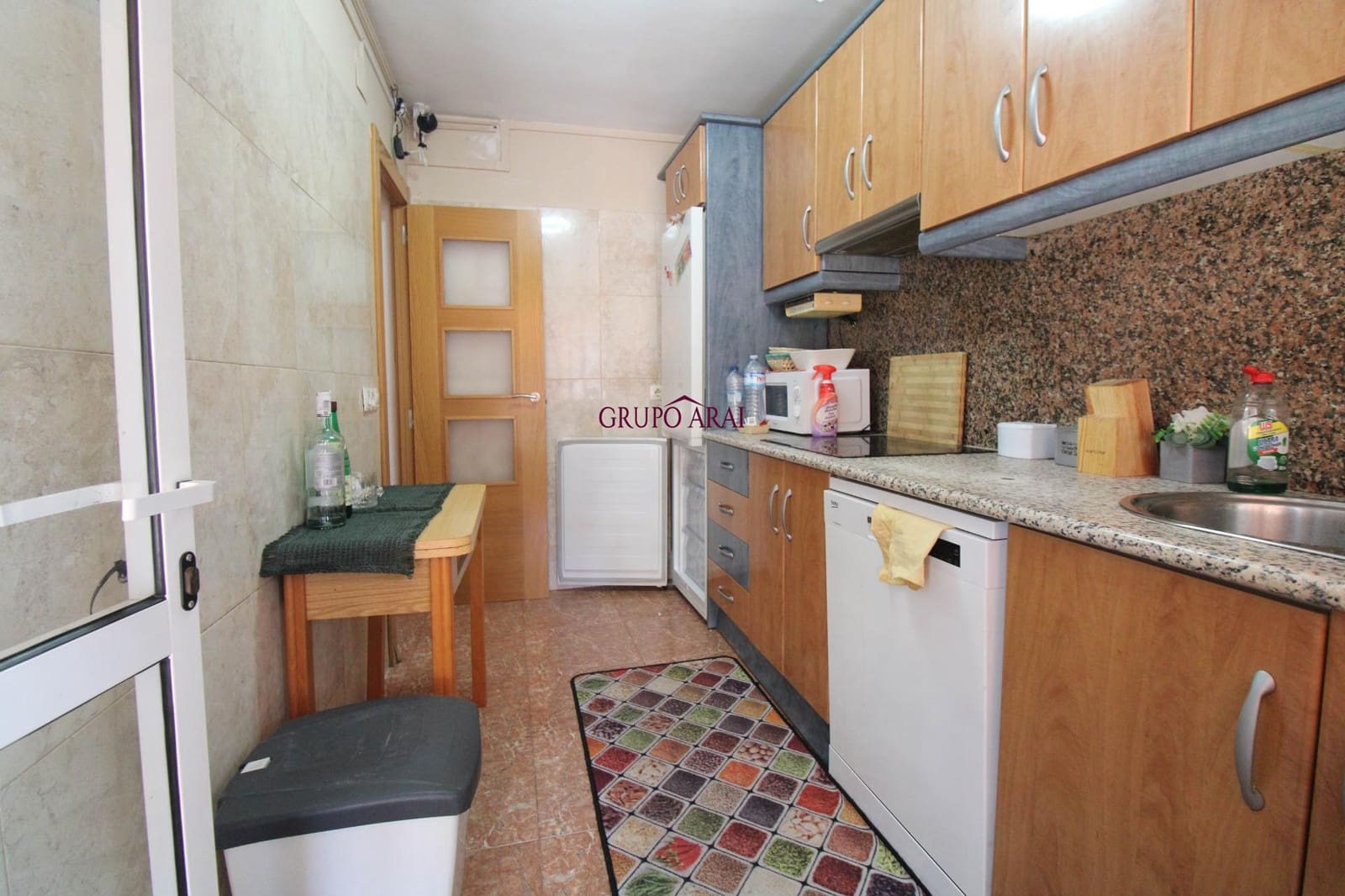 3 sovrum Lägenhet till salu i Alicante stad - 114 000 € (Ref: 9896207)
