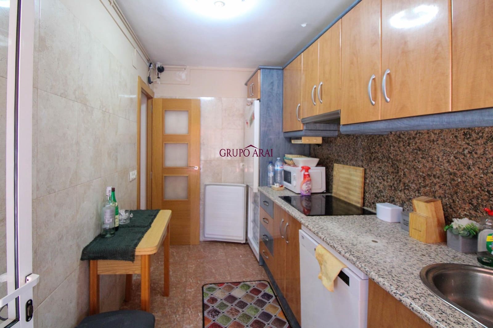3 sovrum Lägenhet till salu i Alicante stad - 114 000 € (Ref: 9896207)