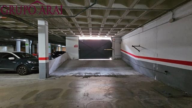 Autotalli myytävänä paikassa Alicante kaupunki - 13 000 € (Ref: 9898972)