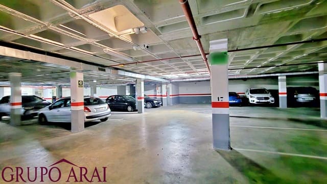 Autotalli myytävänä paikassa Alicante kaupunki - 13 000 € (Ref: 9898972)