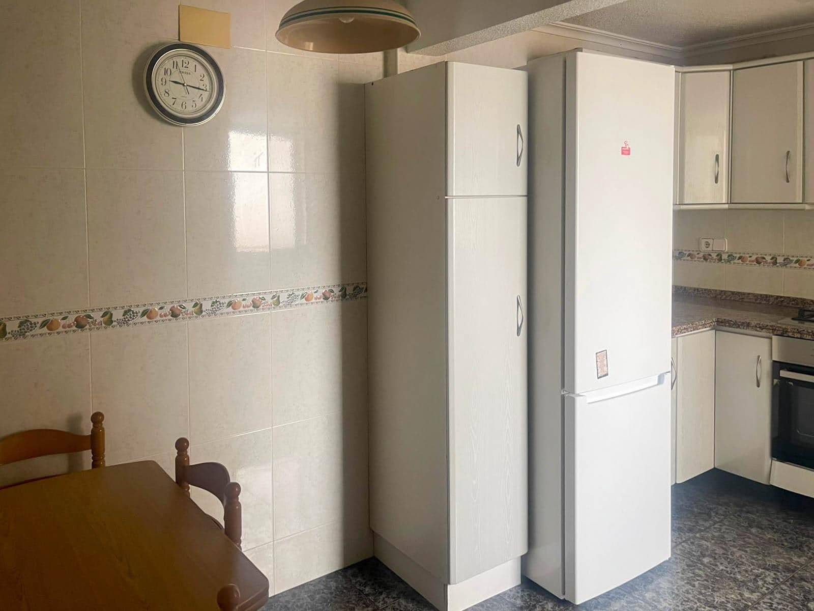 2 soveværelse Lejlighed til salg i Alicante by med garage - € 230.000 (Ref: 9904155)