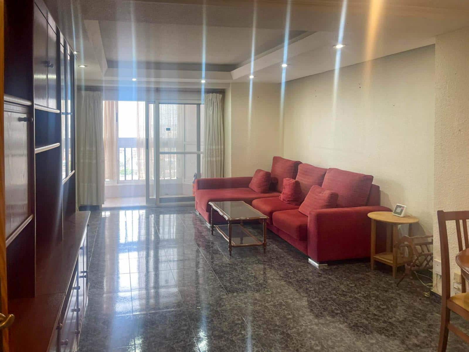 2 soveværelse Lejlighed til salg i Alicante by med garage - € 230.000 (Ref: 9904155)