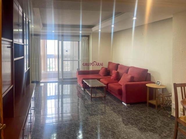 2 Zimmer Wohnung zu verkaufen in Alicante / Alacant Stadt mit Garage - 230.000 € (Ref: 9904155)
