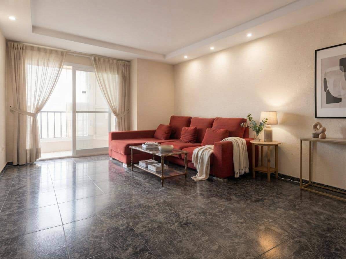 2 soveværelse Lejlighed til salg i Alicante by - € 230.000 (Ref: 9904155)