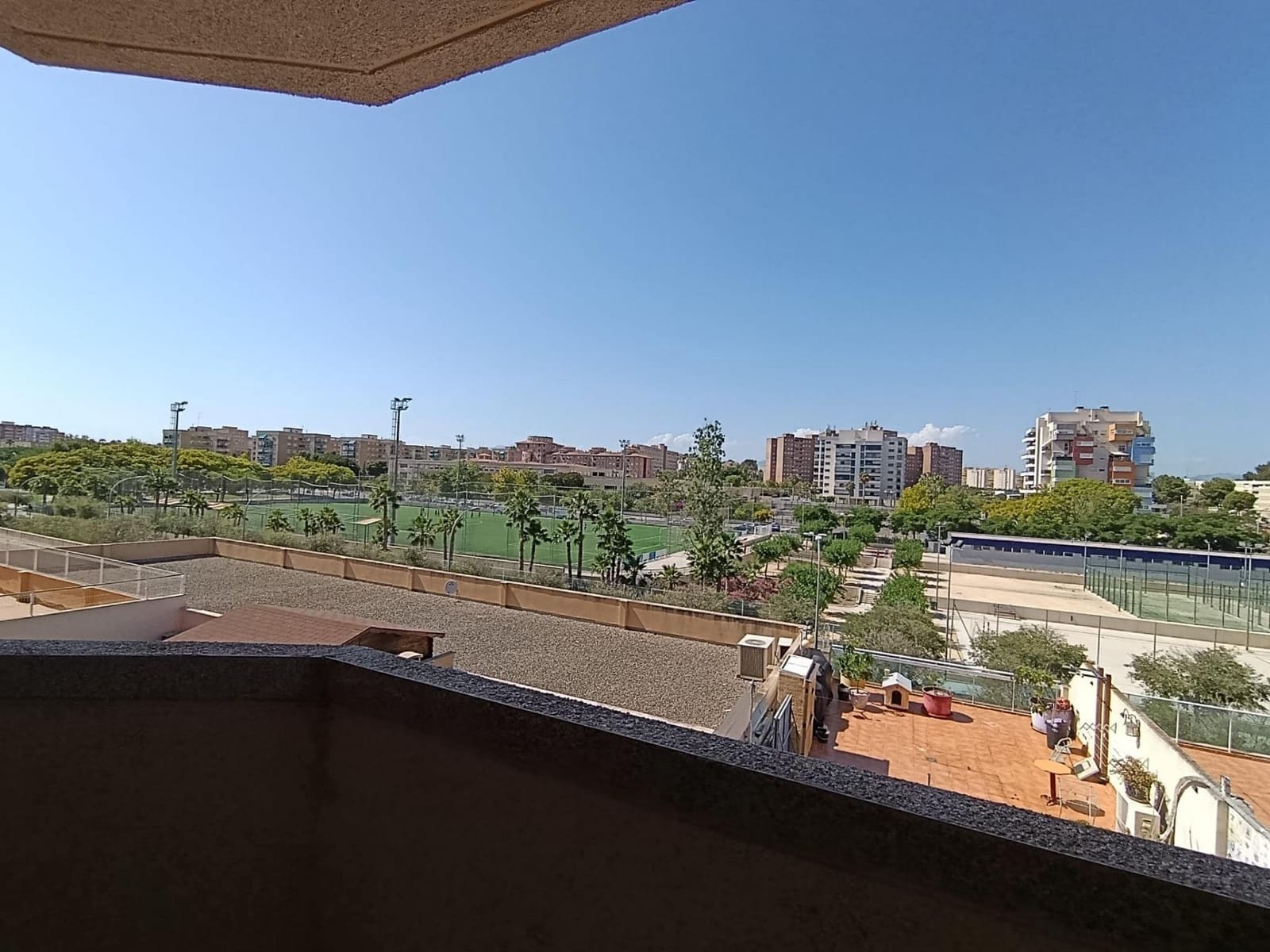 3 soveværelse Lejlighed til salg i Alicante by med swimmingpool - € 260.000 (Ref: 9934363)