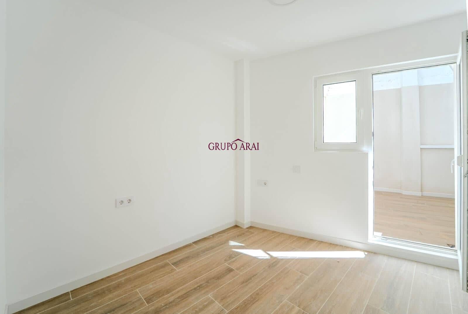 2 quarto Apartamento para venda em Alicante cidade - 273 000 € (Ref: 9940110)