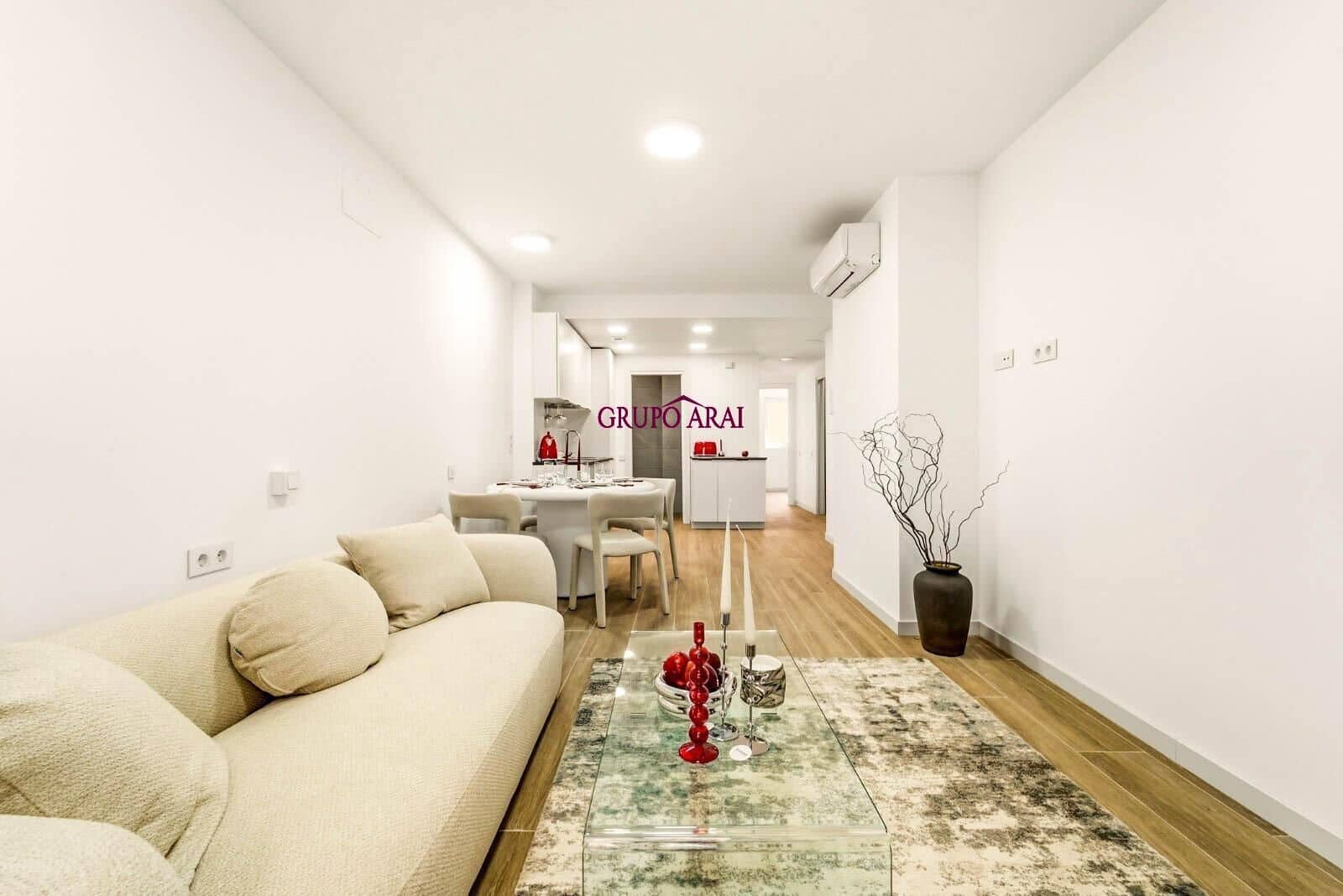 2 soveværelse Lejlighed til salg i Alicante by - € 378.000 (Ref: 9940111)