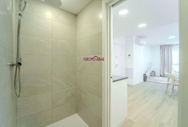 2 soveværelse Lejlighed til salg i Carolinas Altas, Alicante by - € 378.000 (Ref: 9940111)