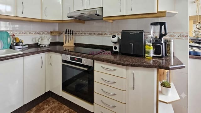 3 sovrum Lägenhet till salu i Alicante stad - 144 900 € (Ref: 9942667)