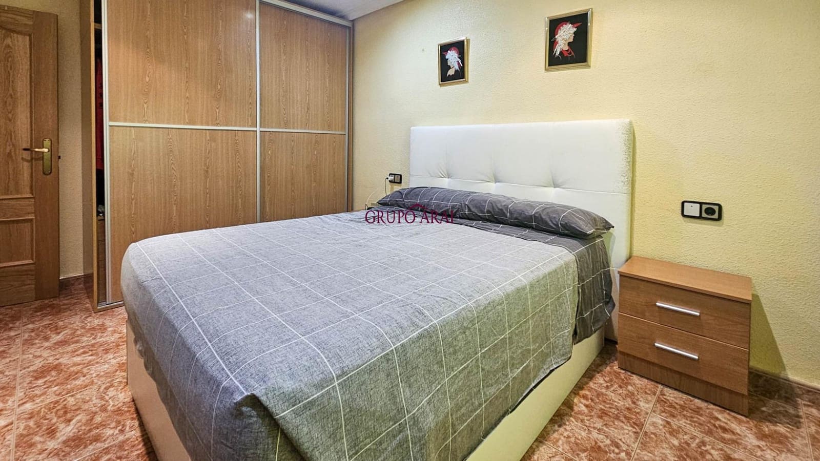 3 slaapkamer Flat te koop in Alicante stad - € 144.900 (Ref: 9942667)