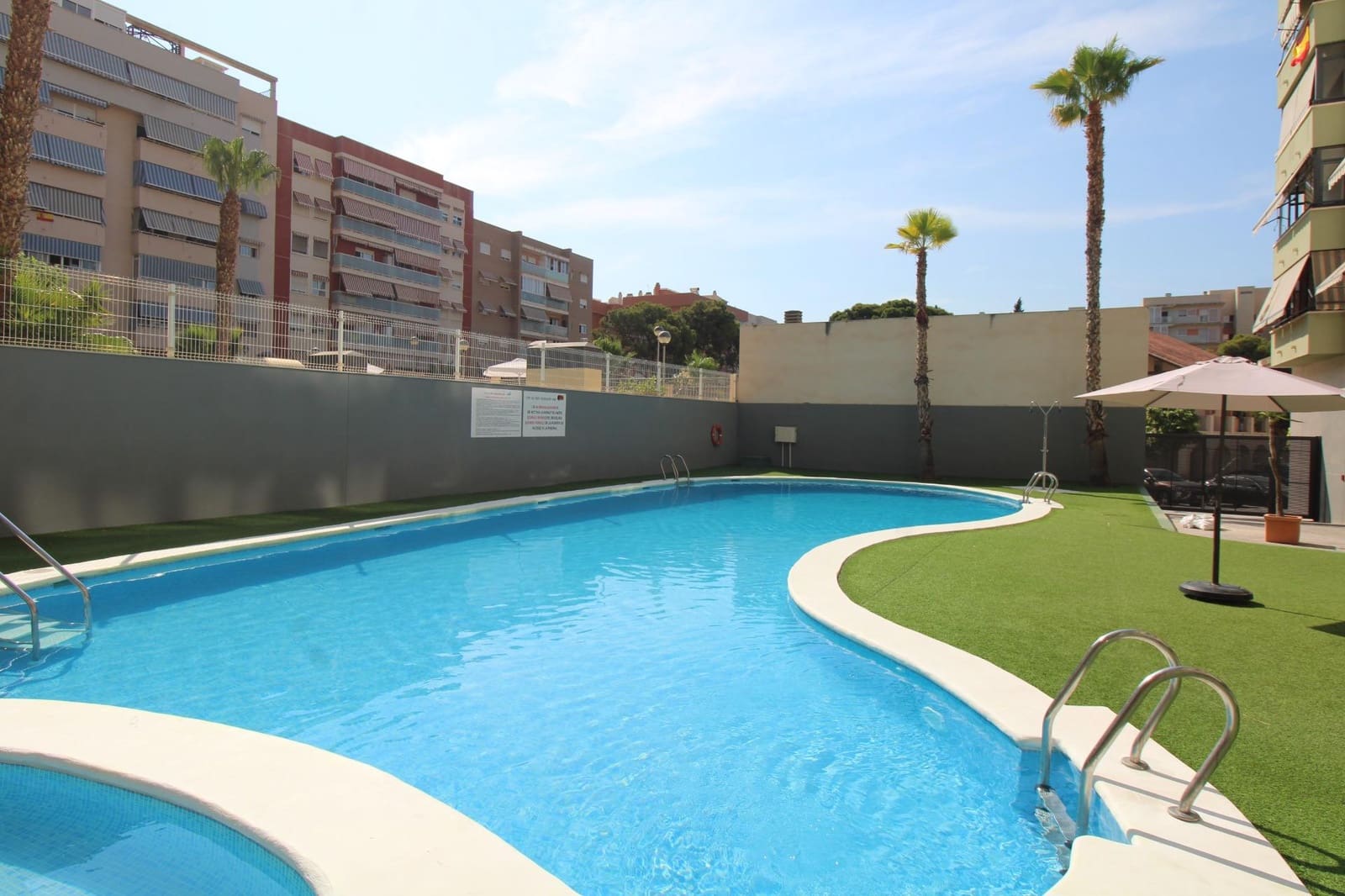 3 soveværelse Penthouse til salg i Alicante by med swimmingpool garage - € 360.000 (Ref: 9945891)
