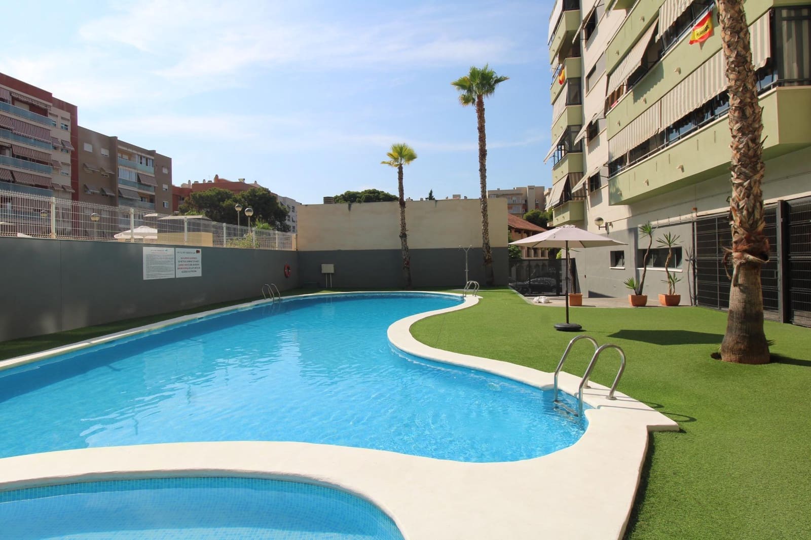 3 soveværelse Penthouse til salg i Alicante by med swimmingpool garage - € 360.000 (Ref: 9945891)