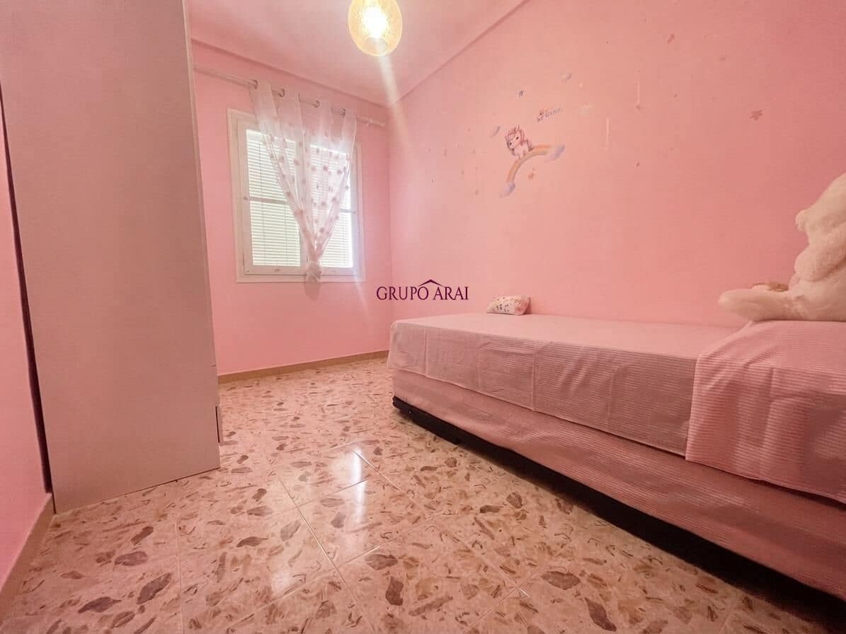 Piso de 3 habitaciones en Alicante / Alacant ciudad en venta - 105.000 € (Ref: 9945893)