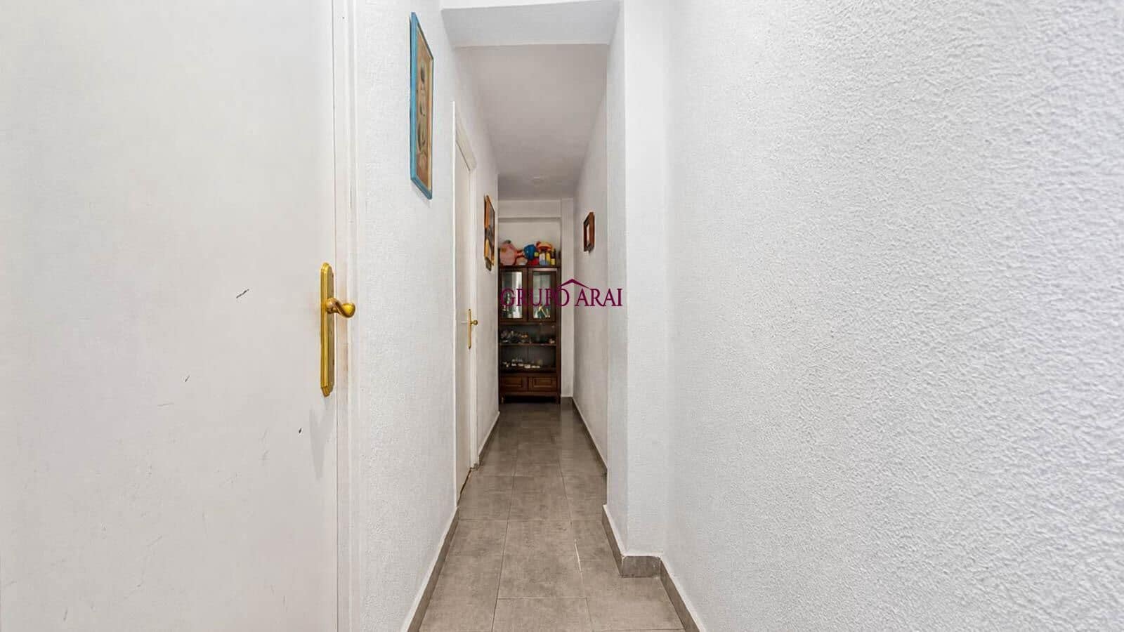 3 slaapkamer Flat te koop in Elche / Elx - € 120.000 (Ref: 9948071)
