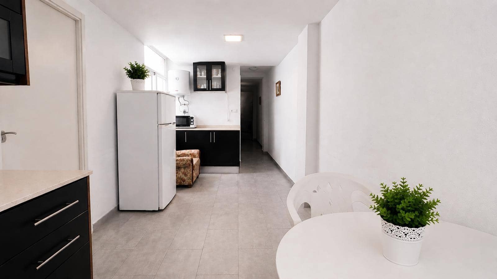 3 slaapkamer Flat te koop in Elche / Elx - € 120.000 (Ref: 9948071)