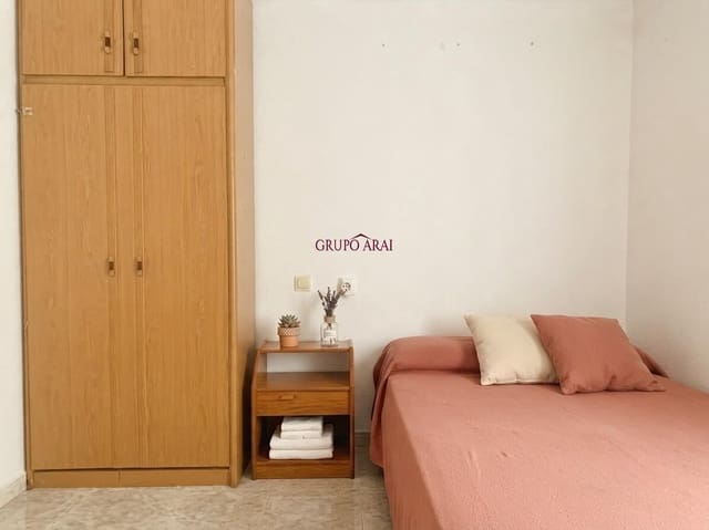 2 soverom Leilighet til salgs i Alicante by - € 114 000 (Ref: 9952747)