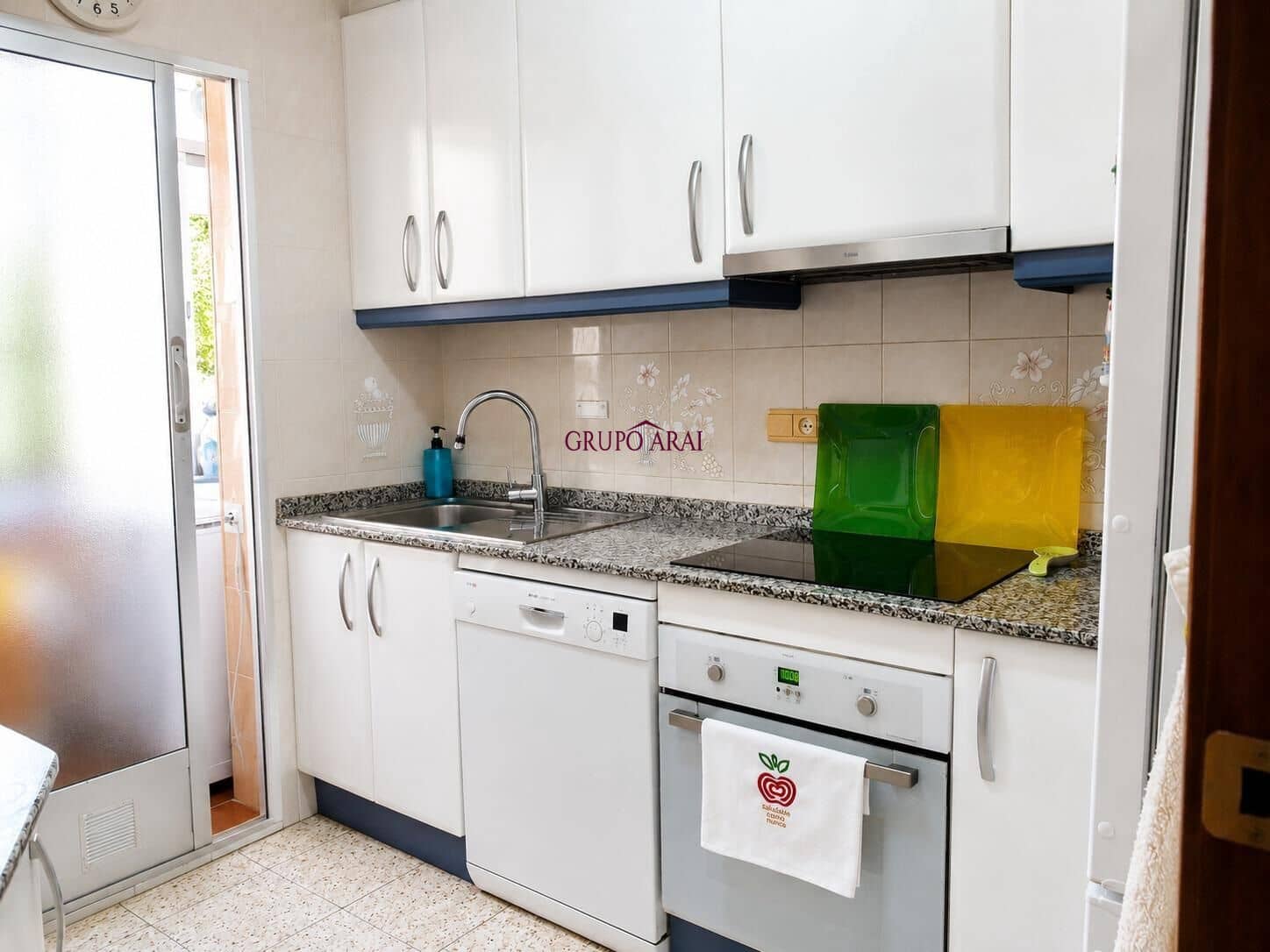 3 soveværelse Lejlighed til salg i Alicante by - € 142.500 (Ref: 9958111)
