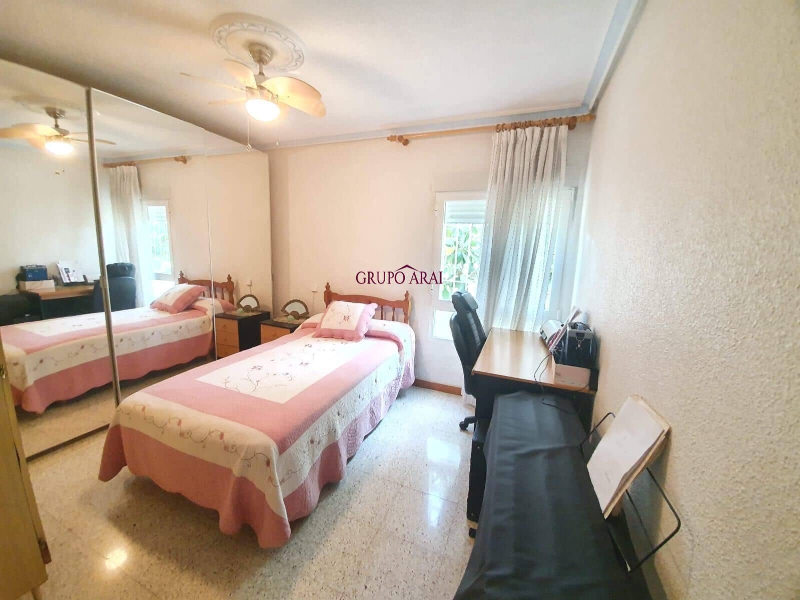 3 soveværelse Lejlighed til salg i Alicante by - € 142.500 (Ref: 9958111)