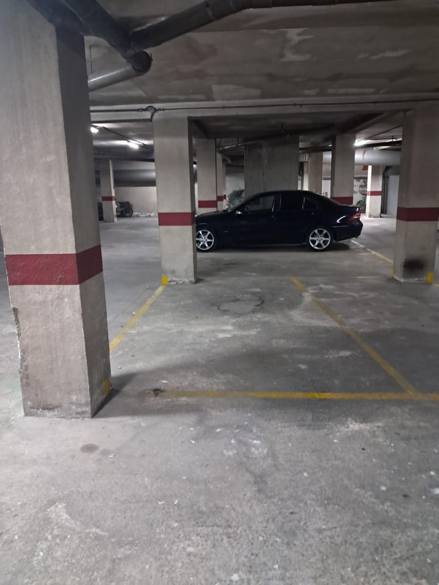 Garage in vendita in Novelda - 6.500 € (Rif: 9963239)