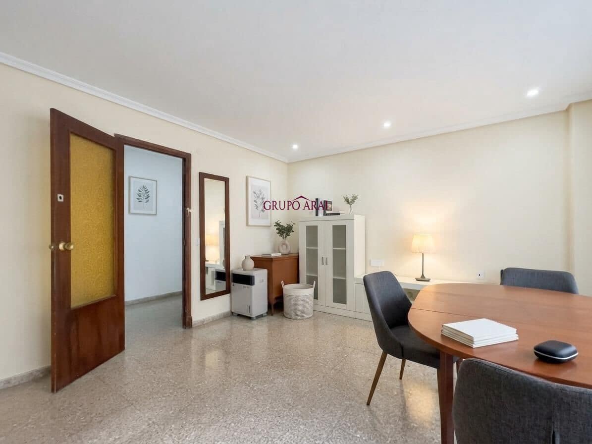 3 makuuhuone Asunto myytävänä paikassa Alicante kaupunki - 129 900 € (Ref: 9975582)