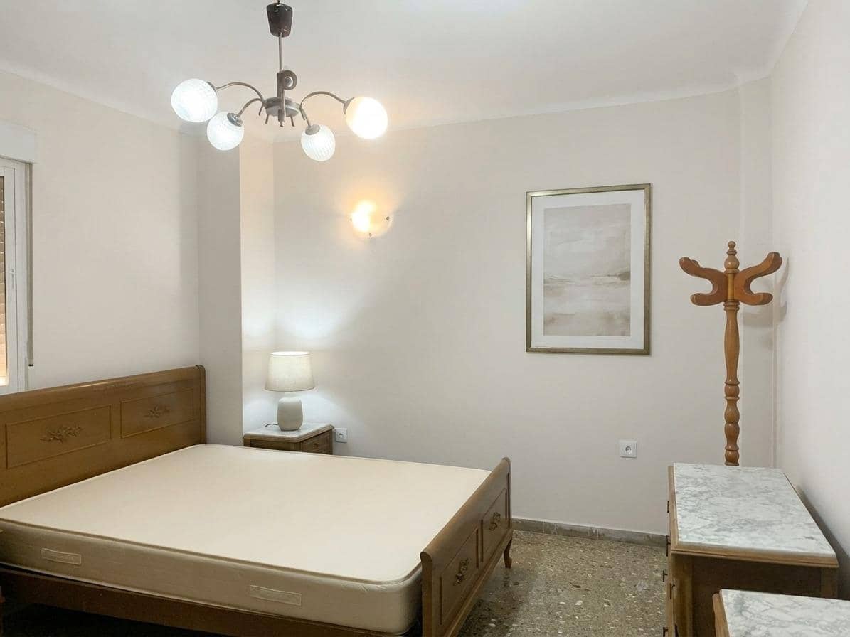 3 makuuhuone Asunto myytävänä paikassa Alicante kaupunki - 129 900 € (Ref: 9975582)