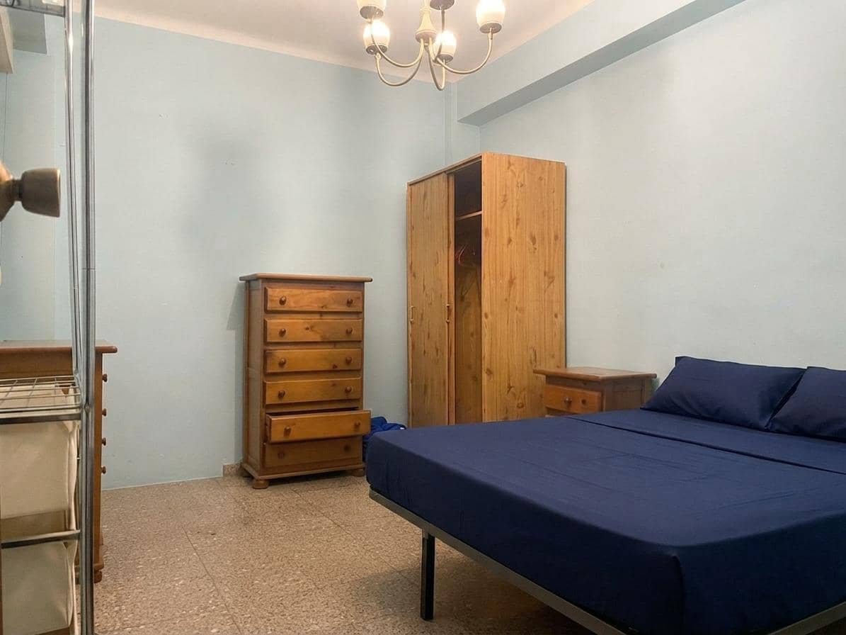 3 makuuhuone Asunto myytävänä paikassa Alicante kaupunki - 129 900 € (Ref: 9975582)