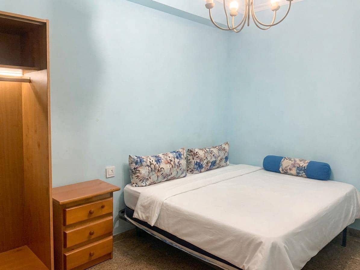 3 makuuhuone Asunto myytävänä paikassa Alicante kaupunki - 129 900 € (Ref: 9975582)
