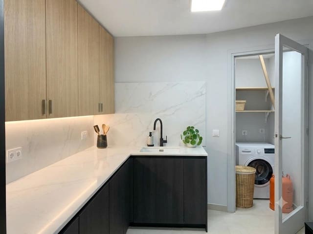 3 soverom Leilighet til salgs i Carolinas Altas, Alicante by - € 129 900 (Ref: 9975582)