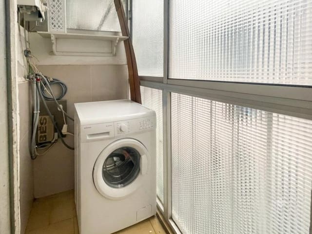 3 soverom Leilighet til salgs i Carolinas Altas, Alicante by - € 129 900 (Ref: 9975582)