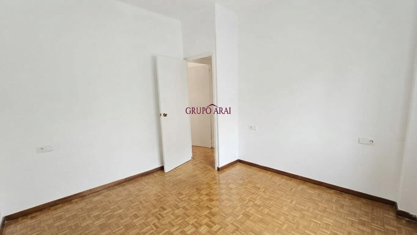 Piso de 2 habitaciones en Alicante / Alacant ciudad en venta - 125.000 € (Ref: 9978999)