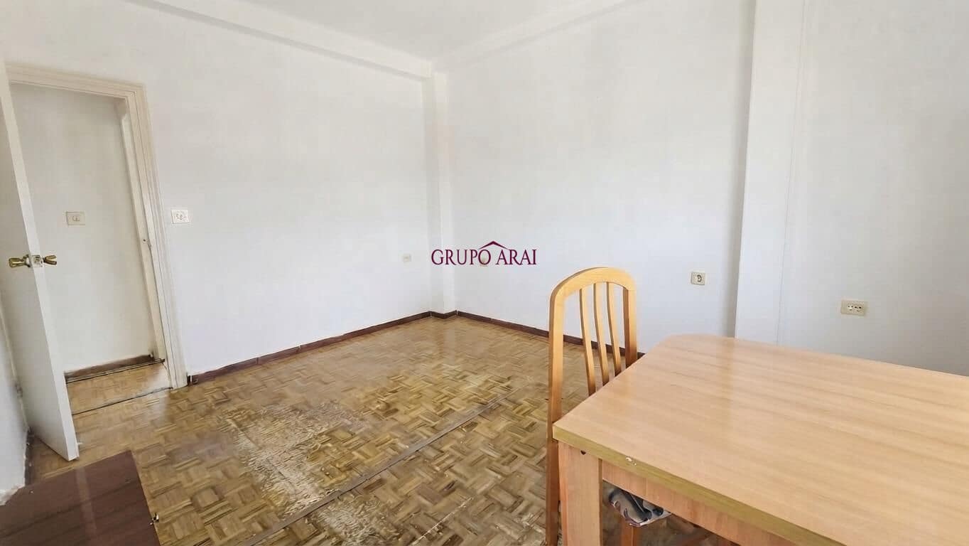 Piso de 2 habitaciones en Alicante / Alacant ciudad en venta - 125.000 € (Ref: 9978999)
