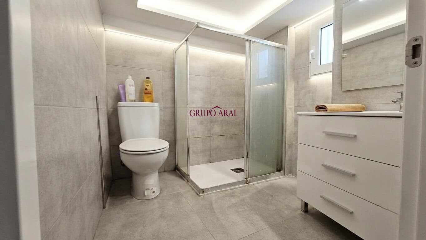 Piso de 2 habitaciones en Alicante / Alacant ciudad en venta - 125.000 € (Ref: 9978999)