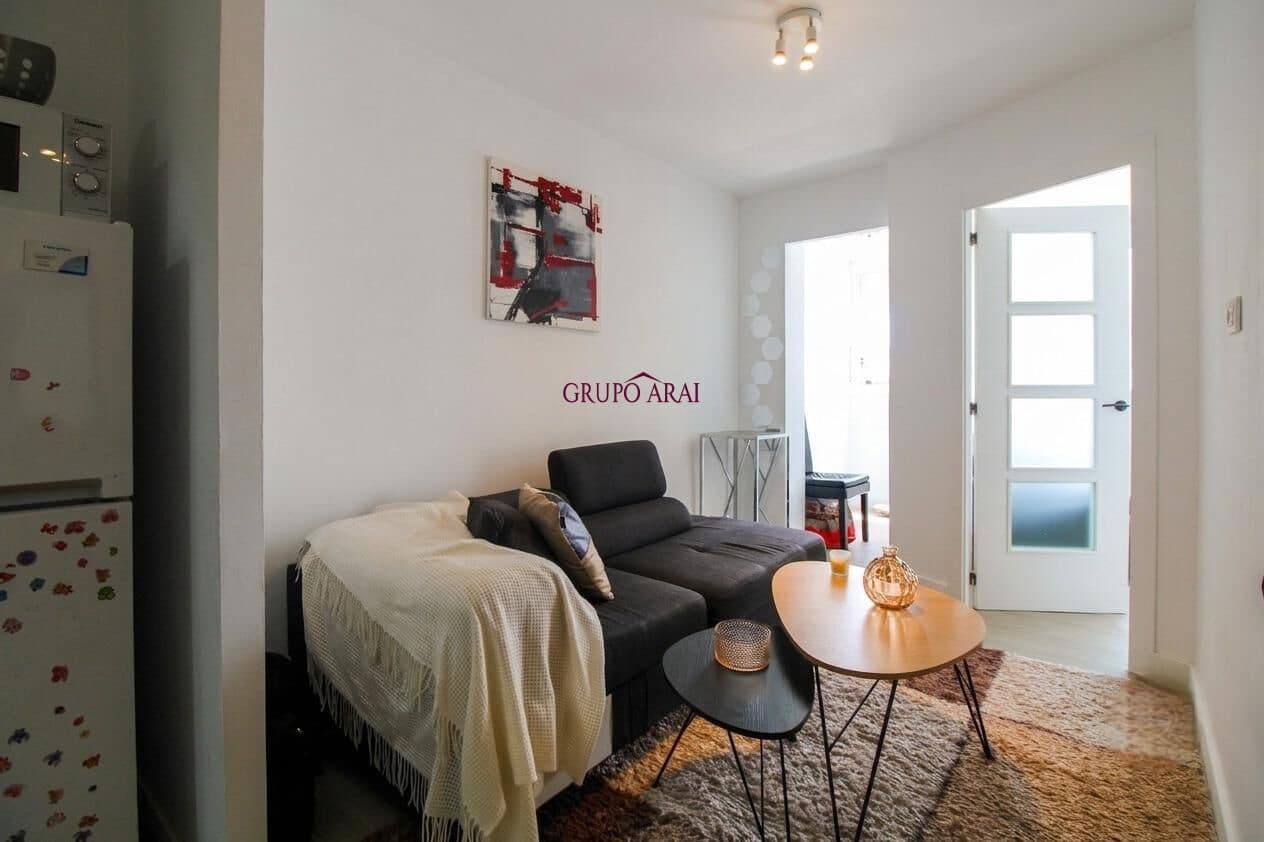 1 quarto Apartamento para arrendar em Alicante cidade com piscina - 1 200 € (Ref: 9979000)