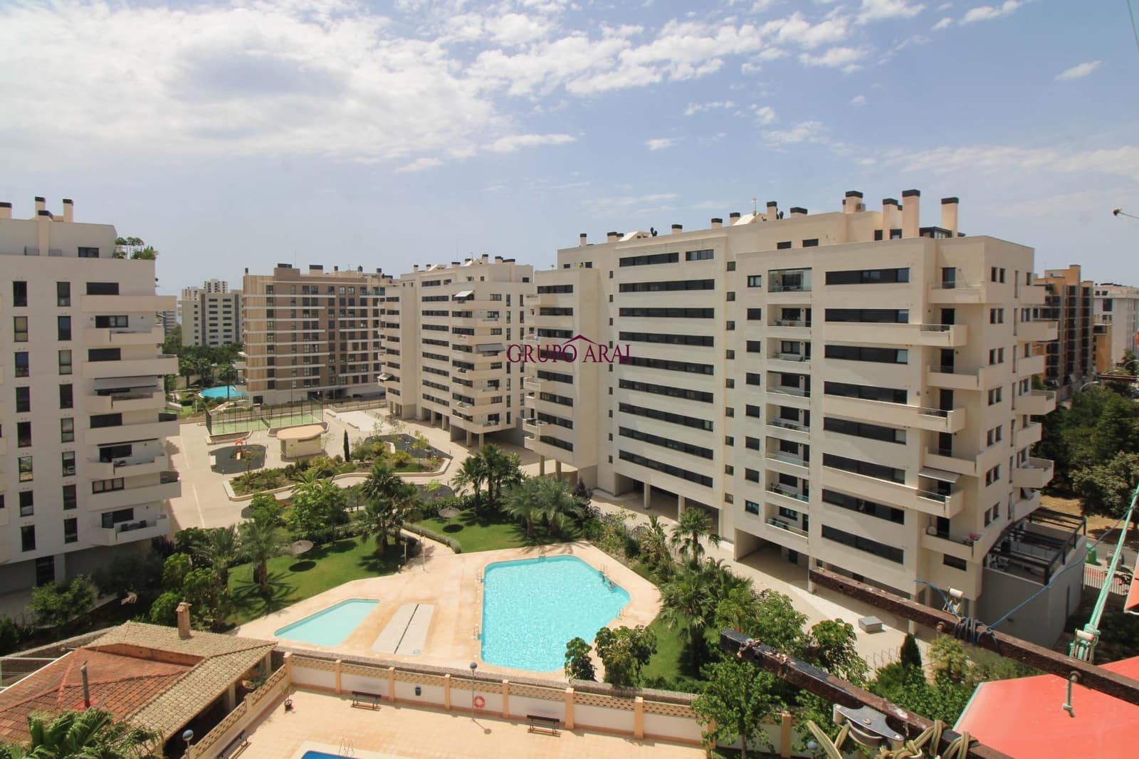 1 quarto Apartamento para arrendar em Alicante cidade com piscina - 1 200 € (Ref: 9979000)