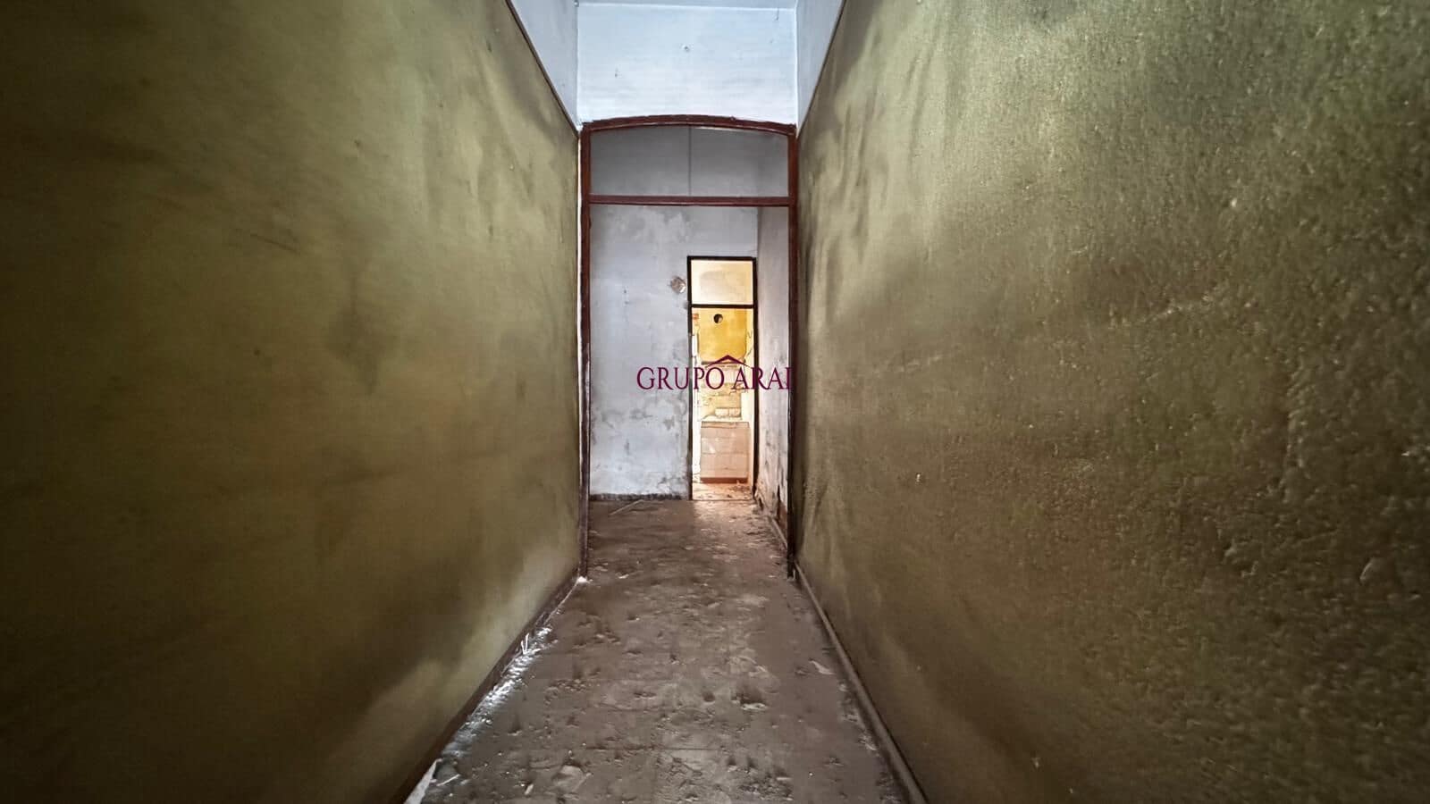 10 soverom Hus til salgs i Aspe - € 98 000 (Ref: 9979003)