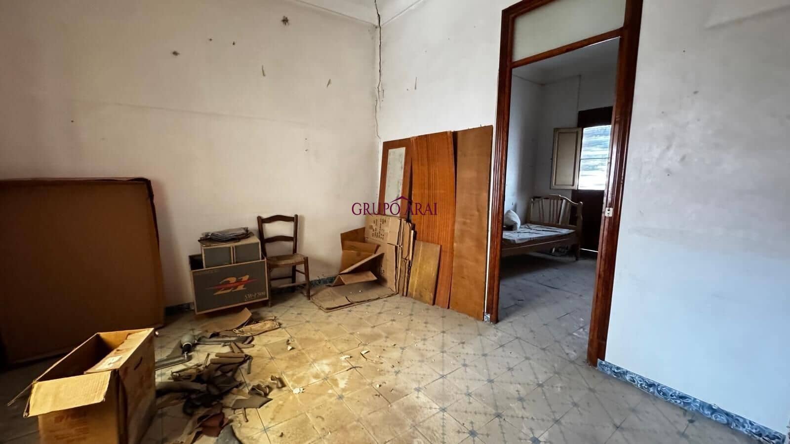 10 soverom Hus til salgs i Aspe - € 98 000 (Ref: 9979003)