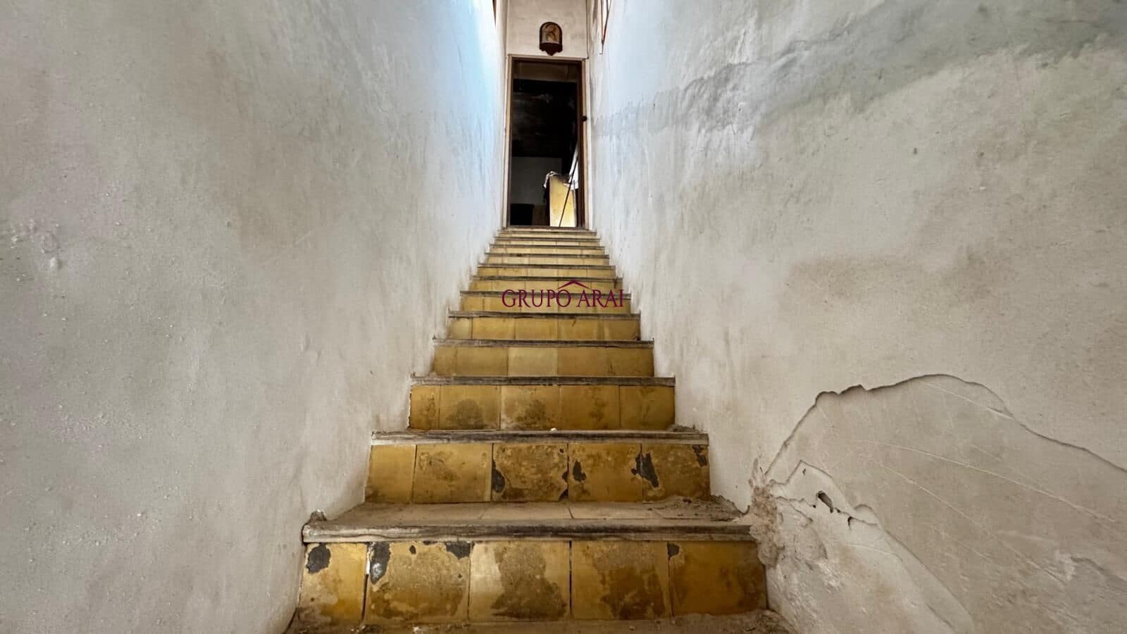 10 soverom Hus til salgs i Aspe - € 98 000 (Ref: 9979003)