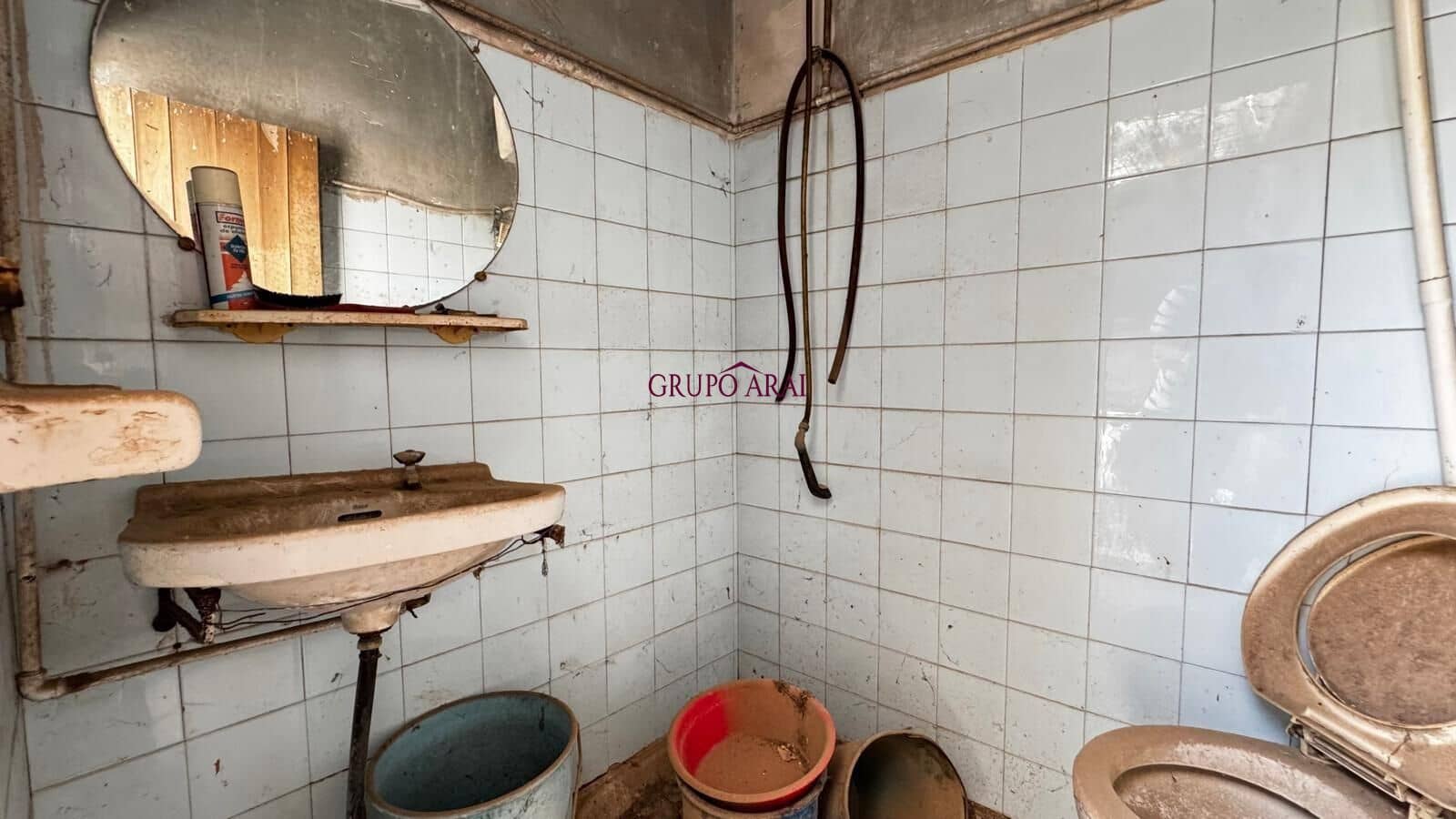 10 soverom Hus til salgs i Aspe - € 98 000 (Ref: 9979003)