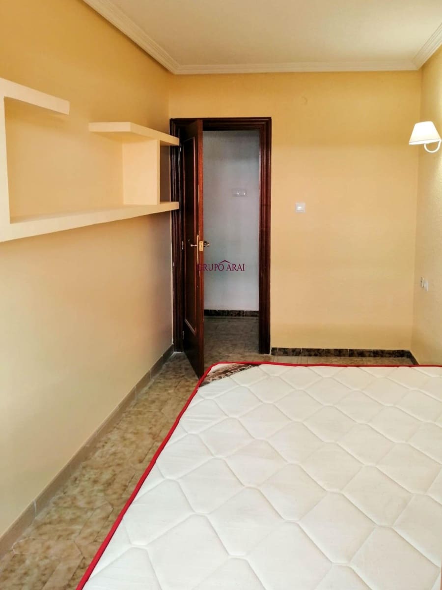 3 sovrum Lägenhet till salu i Alicante stad - 85 000 € (Ref: 9985092)