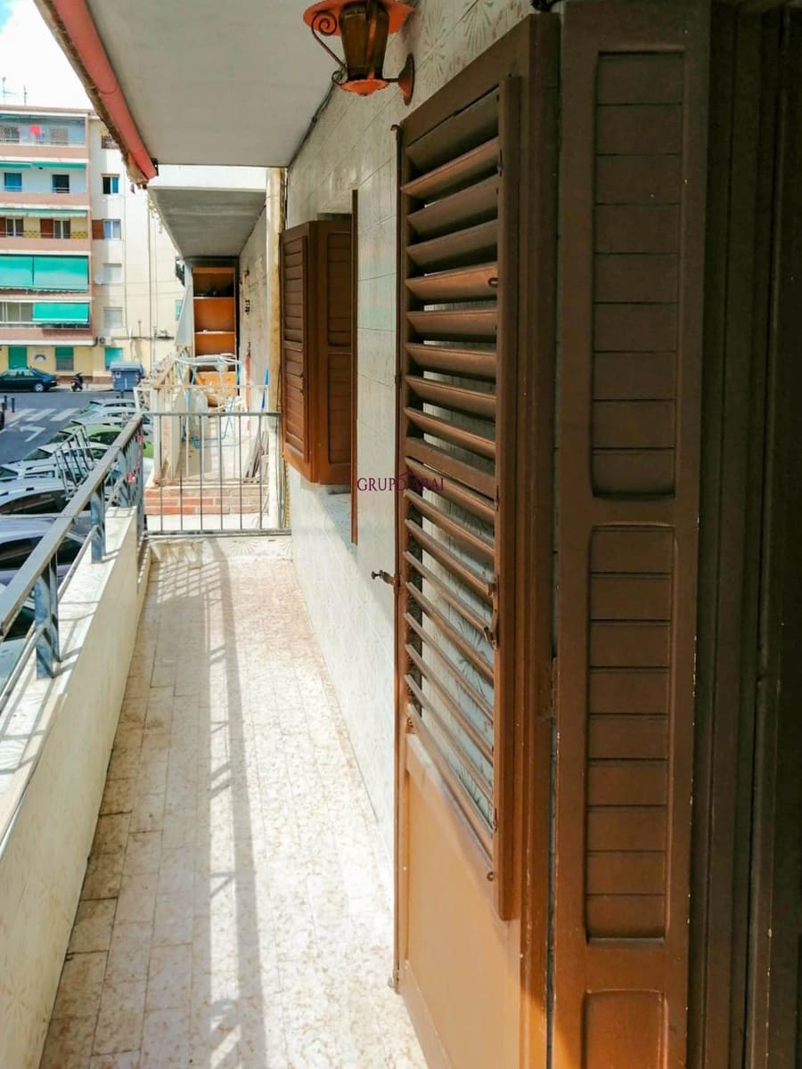 3 sovrum Lägenhet till salu i Alicante stad - 85 000 € (Ref: 9985092)