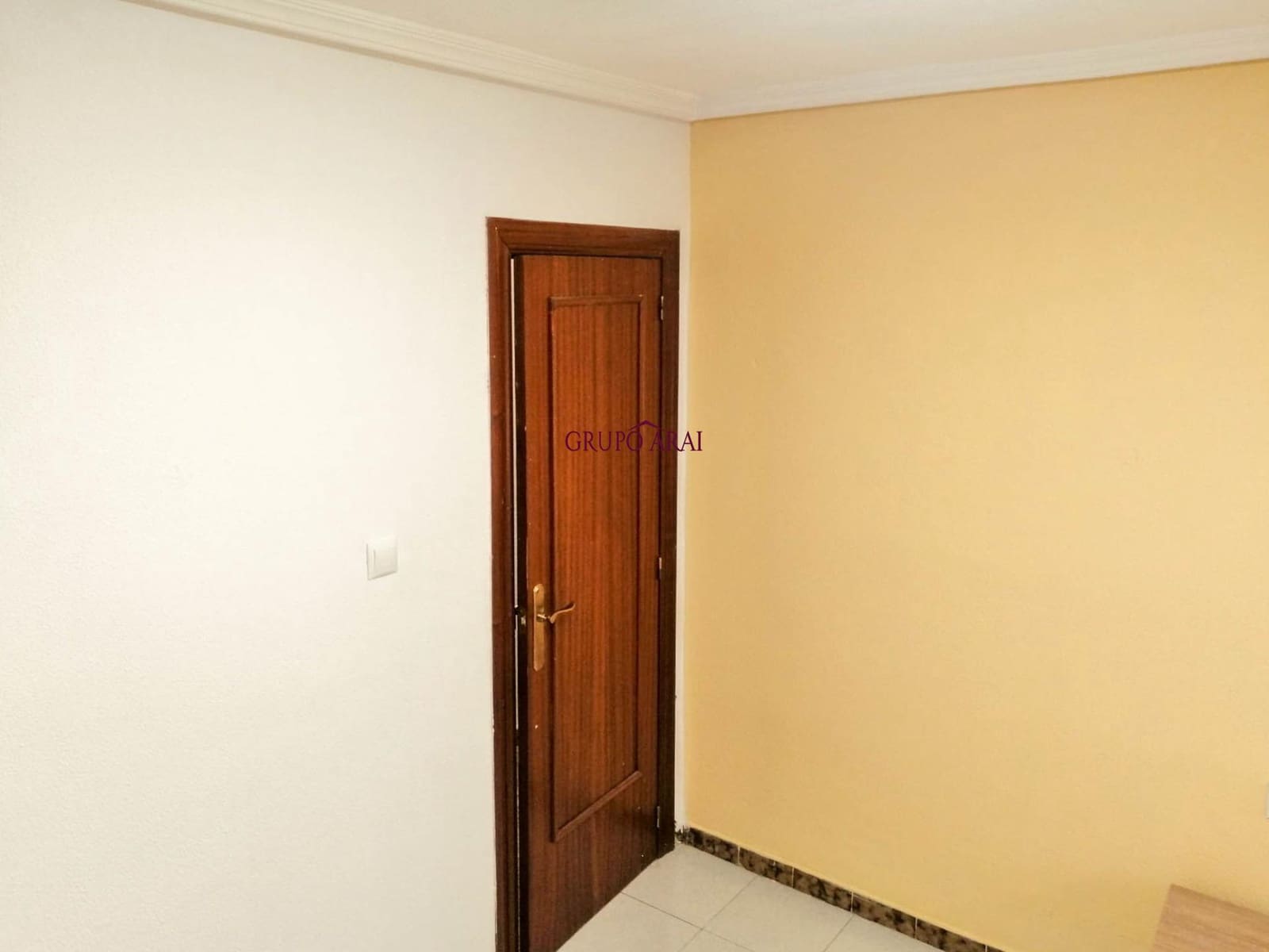 3 sovrum Lägenhet till salu i Alicante stad - 85 000 € (Ref: 9985092)