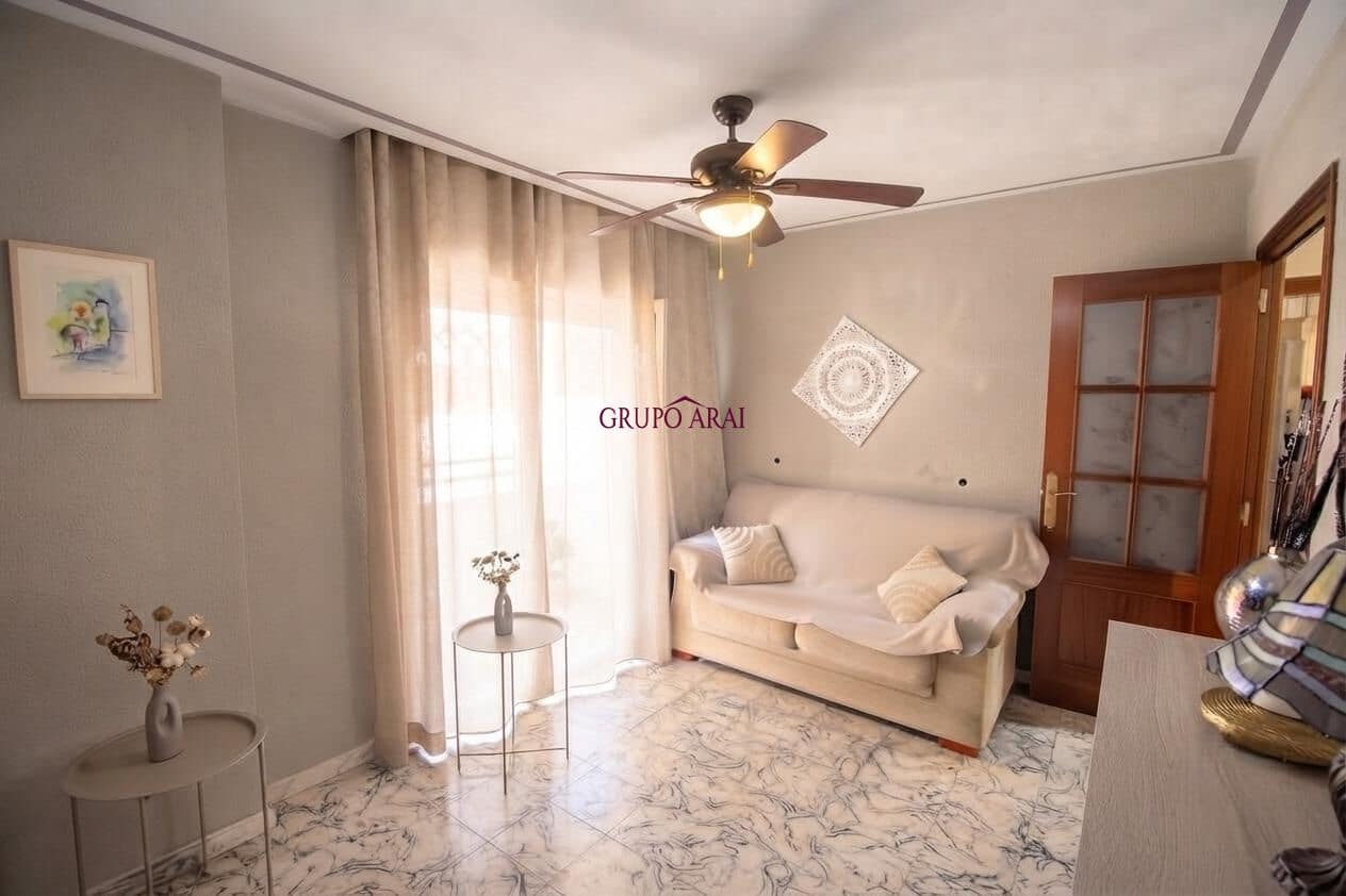 2 bedroom Flat for sale in Alicante / Alacant city - € 153,000 (Ref: 9994364)