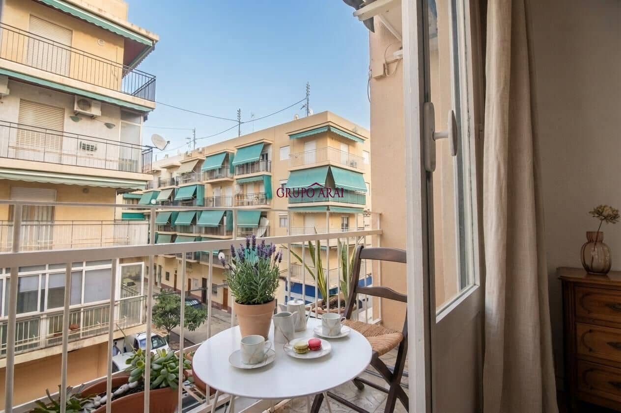 2 bedroom Flat for sale in Alicante / Alacant city - € 153,000 (Ref: 9994364)