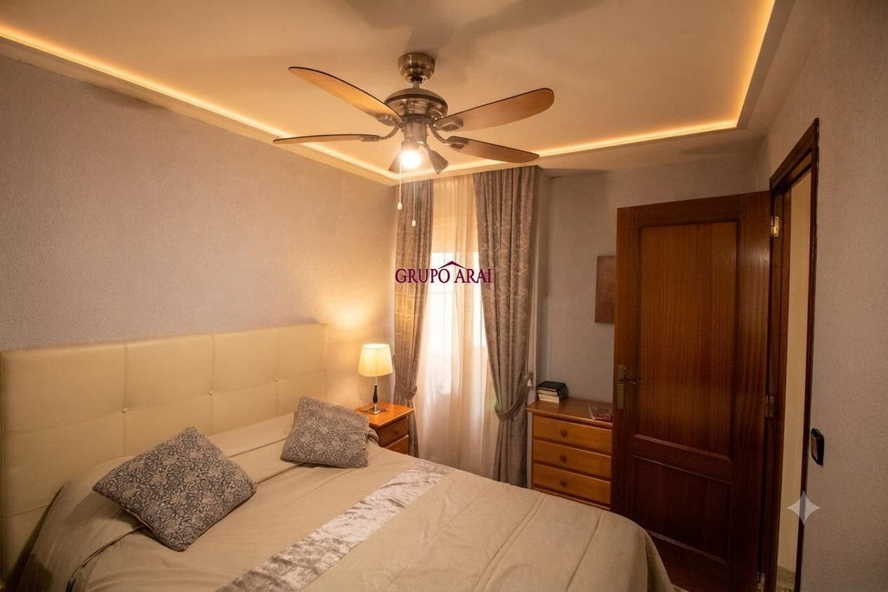 2 bedroom Flat for sale in Alicante / Alacant city - € 153,000 (Ref: 9994364)