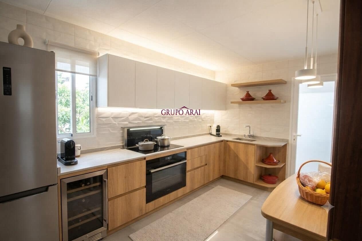 2 bedroom Flat for sale in Alicante / Alacant city - € 153,000 (Ref: 9994364)